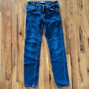 WOMANS CABI JEANS SIZE 4